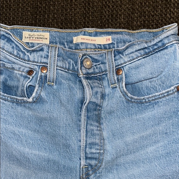 Levi's Ribcage Bootcut - Picture 2 of 6